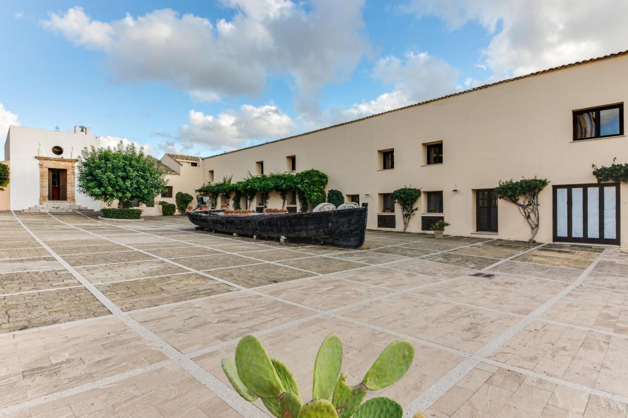La Tonnara Di Bonagia Resort Valderice Kültér fotó