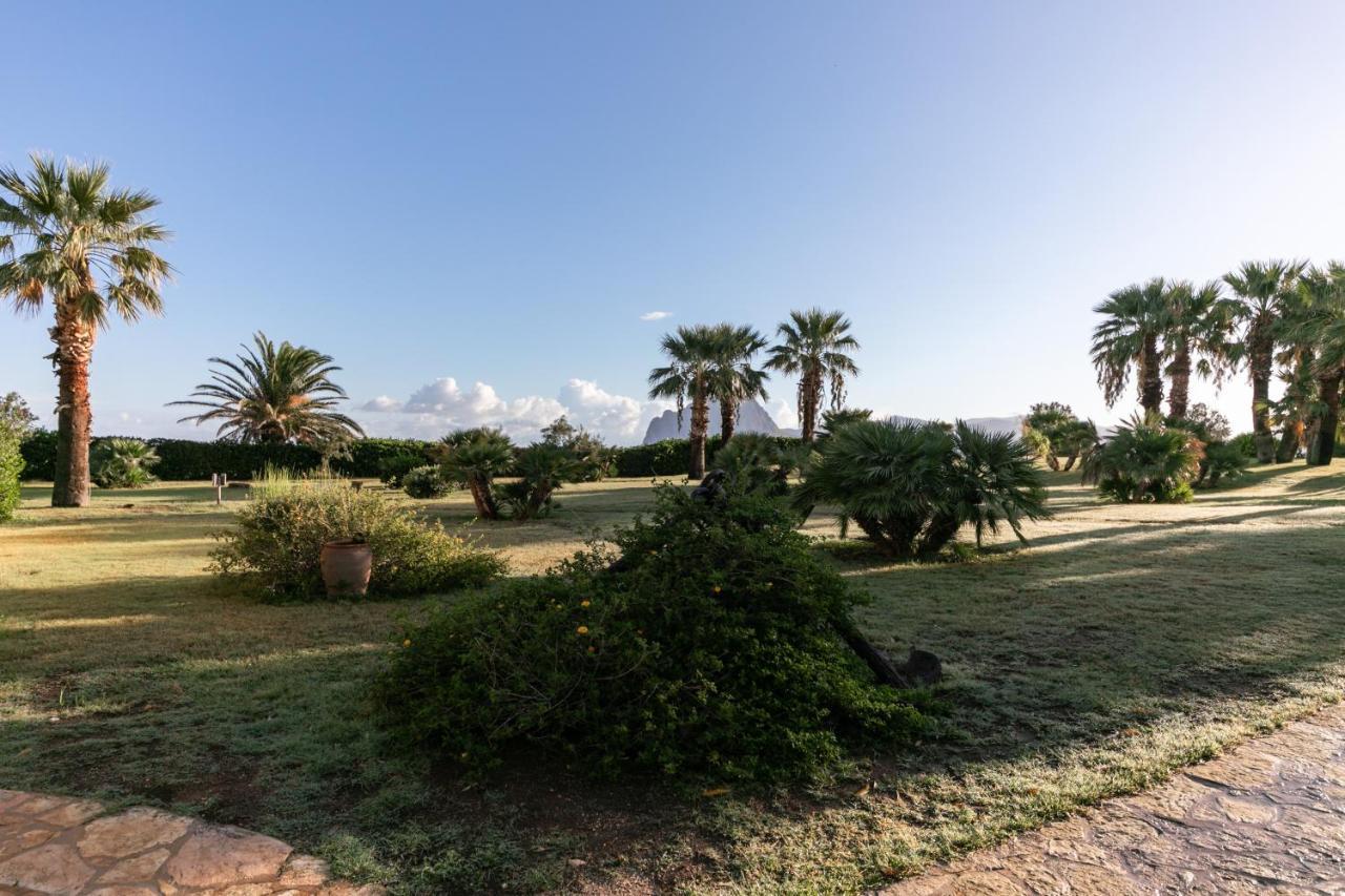 La Tonnara Di Bonagia Resort Valderice Kültér fotó