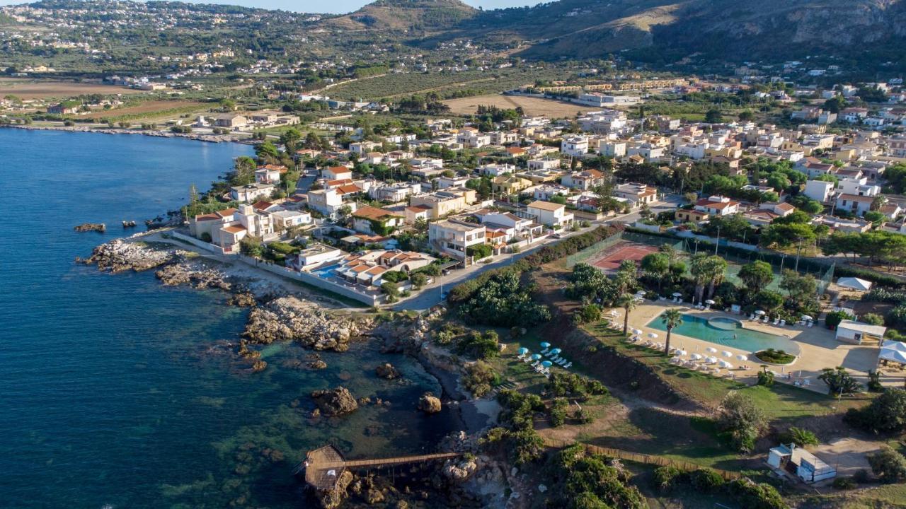 La Tonnara Di Bonagia Resort Valderice Kültér fotó