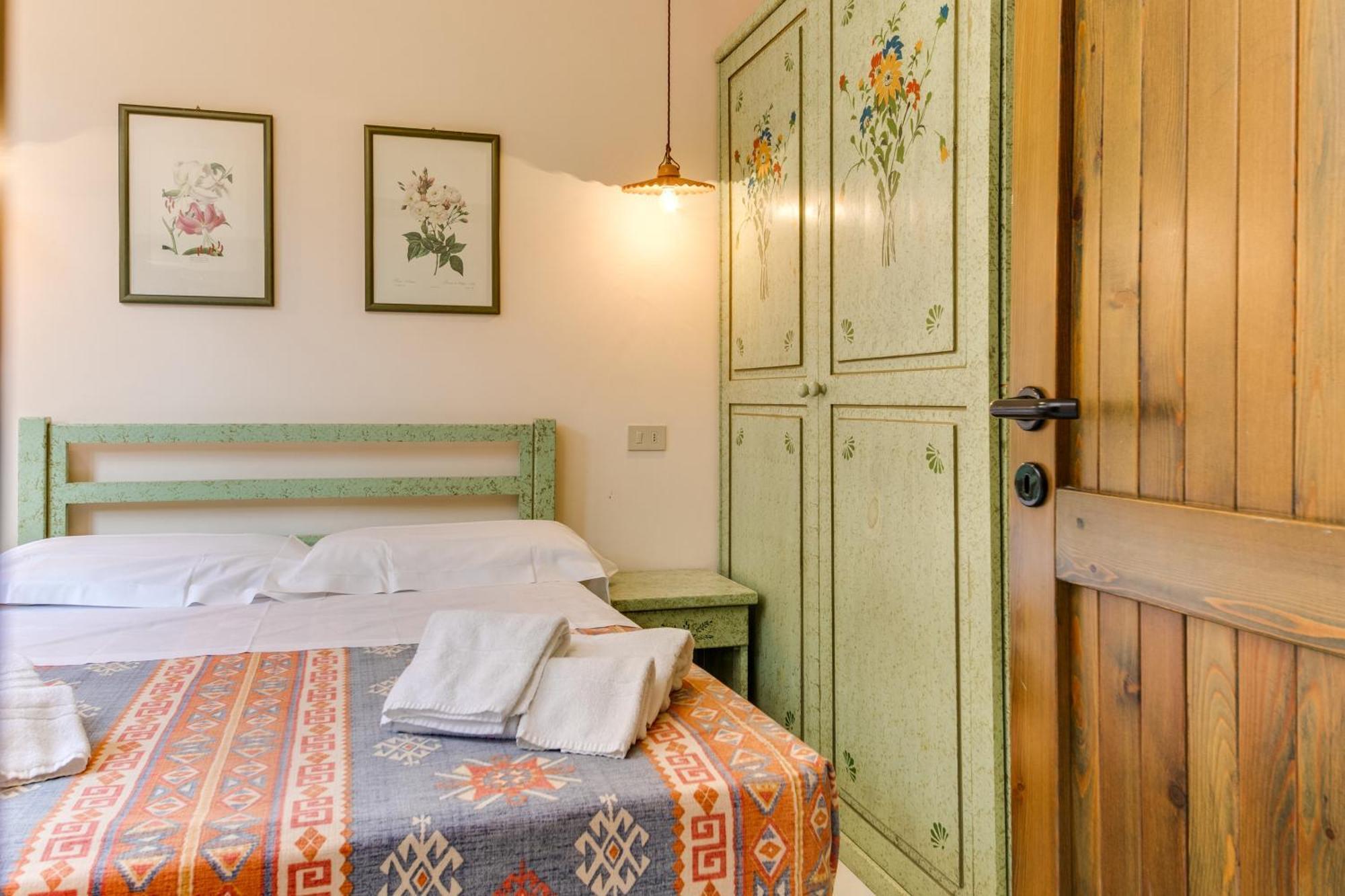 La Tonnara Di Bonagia Resort Valderice Szoba fotó